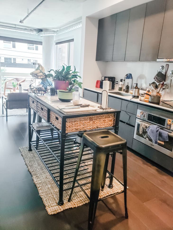 Picture of Small Industrial Style Seattle Apartment Photos | Apartment Therapy
